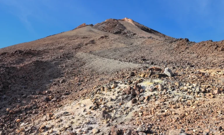 ¿Cuántos volcanes hay en la isla de Tenerife?