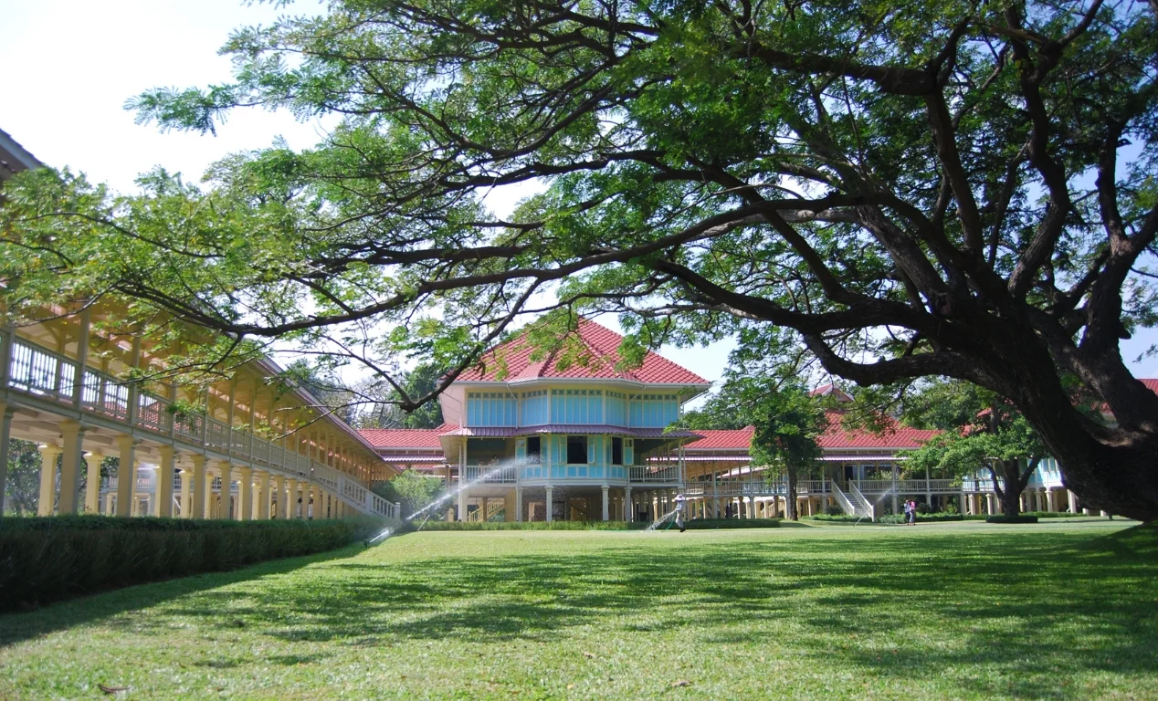 Palacio Klai Kangwon