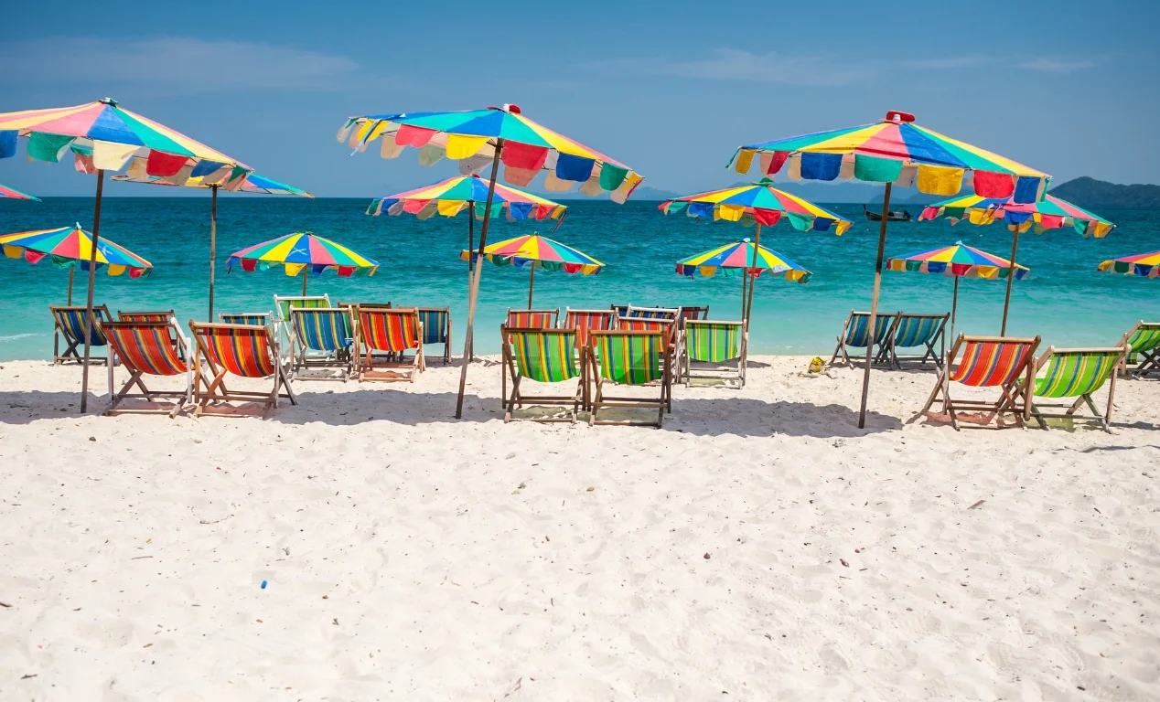 ¿Dónde encontrar los mejores alojamientos en Phuket?