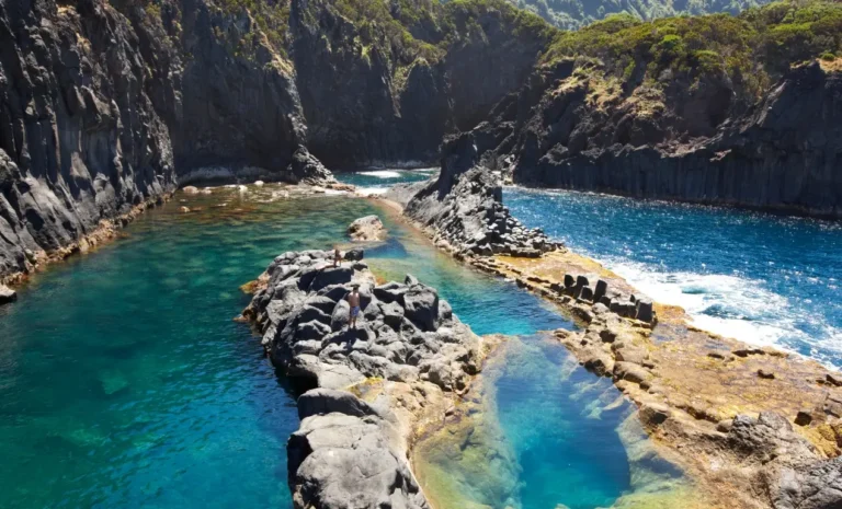 Razones para viajar a Azores en Abril, Agosto y en Diciembre