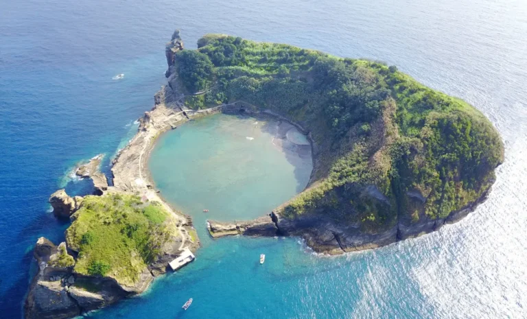 ¿Cuál es la mejor isla de Azores para bucear?