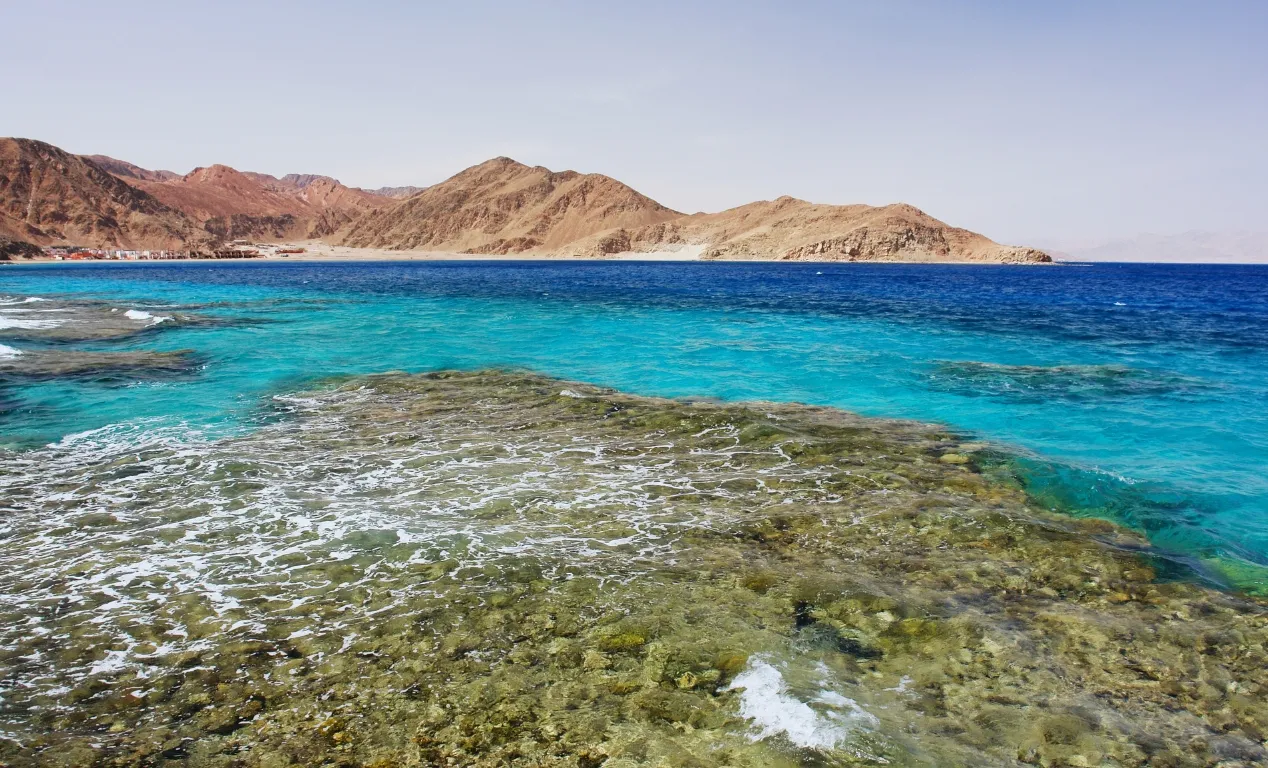 Historia del Mar Rojo ¿Por qué se llama así y cuál es su color?