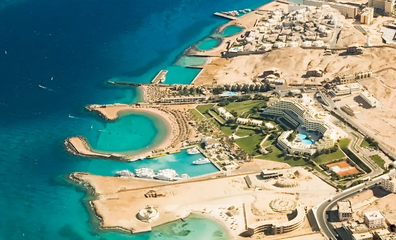 Hurghada, buceo en la capital del Mar Rojo y hermosos resorts