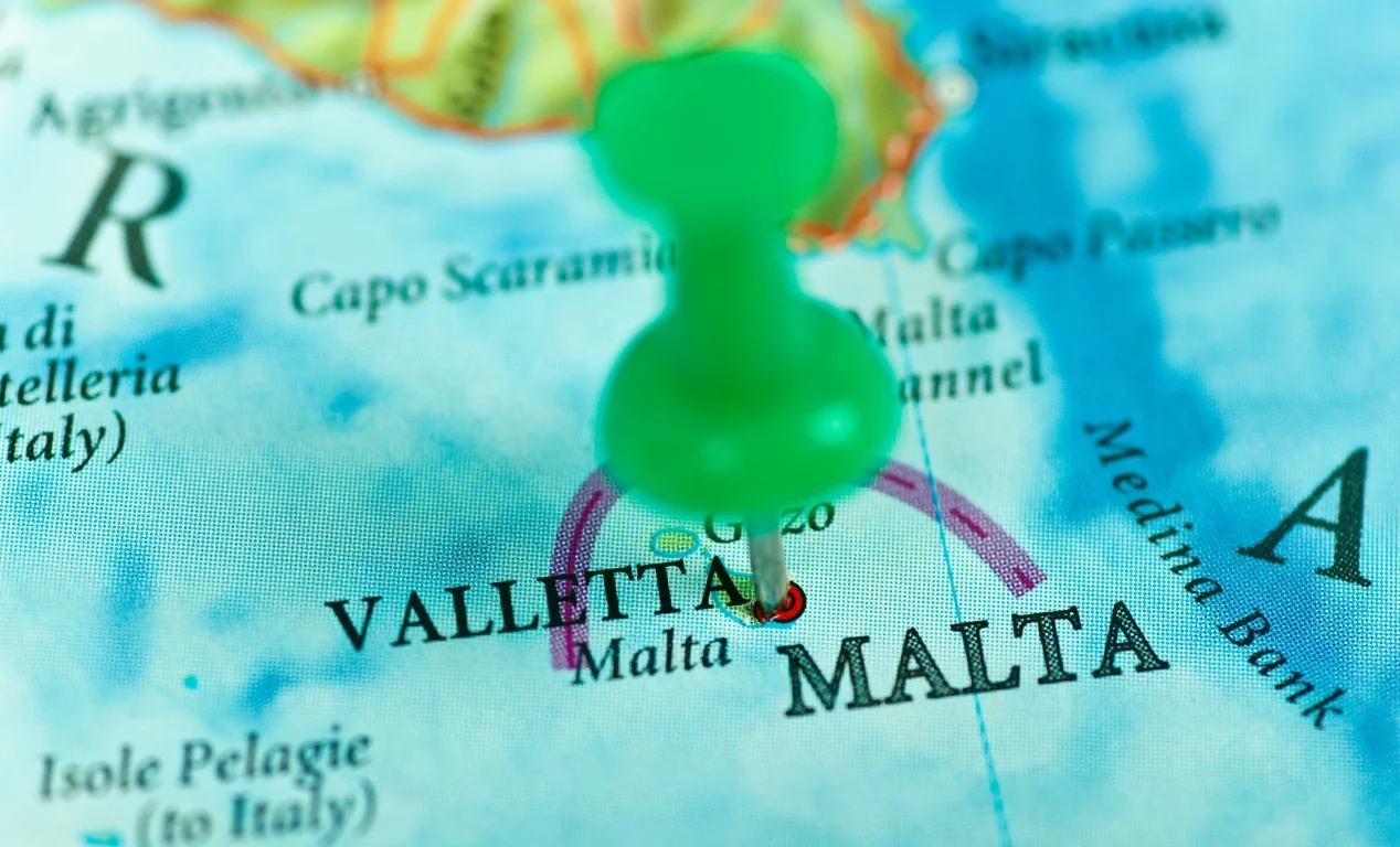 ¿Dónde está ubicada la isla de Malta?